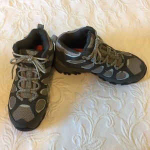 Hiking shoes never worn!
